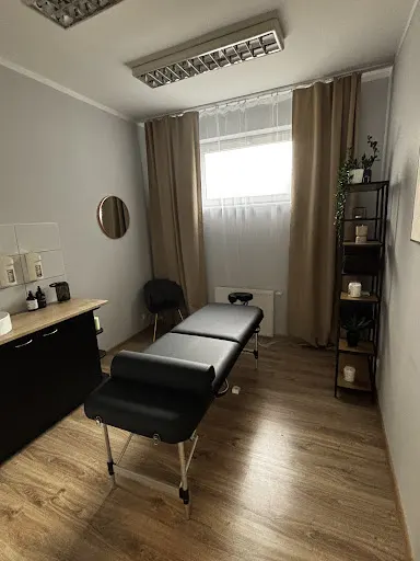 Karol Wołkowski Fizjoterapia i Trening